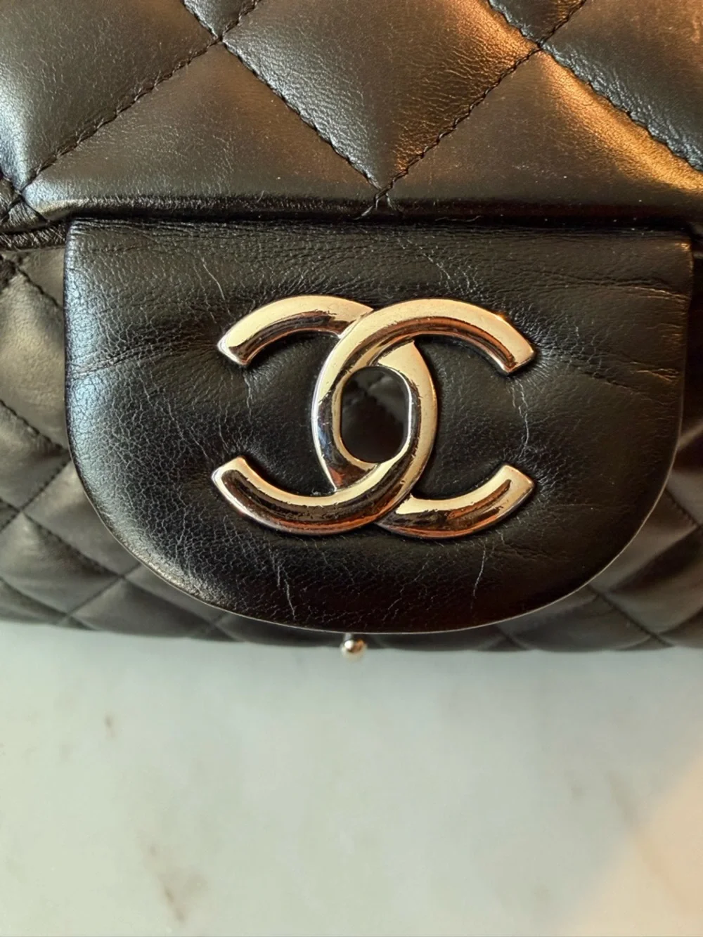 CHANEL classic single flap lambskin Black Quilted Bag with Silver Chain jumbo - Picture 12 of 16